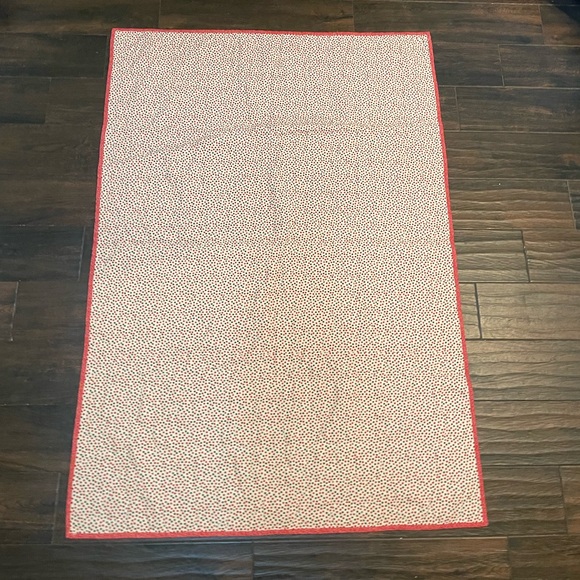 Red sock monkey quilt crib size - Picture 3 of 5